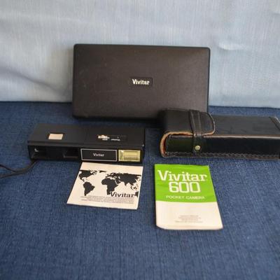 LOT 268. VIVITAR 600 POCKET CAMERA