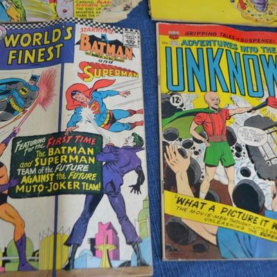 LOT 269 COMIC BOOKS