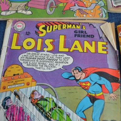 LOT 283 COMIC BOOKS (SEE PICS FOR CONDITION)