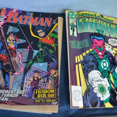 LOT 283 COMIC BOOKS (SEE PICS FOR CONDITION)
