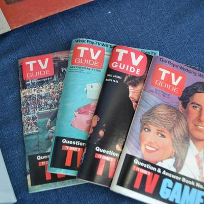 LOT 285. VINTAGE TV GUIDE GAME AND SOLOTAIRE GAME