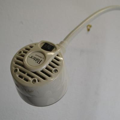 LOT 292. RITTER LAMP MODEL 152-001