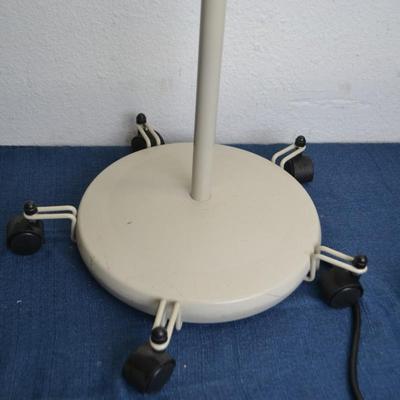 LOT 292. RITTER LAMP MODEL 152-001