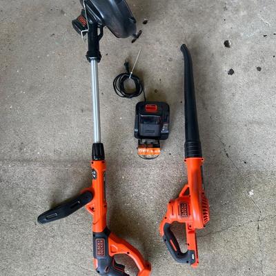 BLACK & DECKER Battery Trimmer & Blower