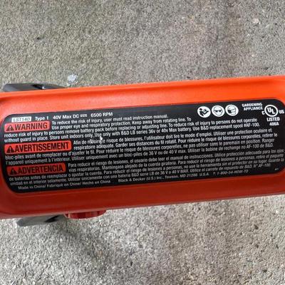 BLACK & DECKER Battery Trimmer & Blower