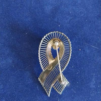 STERLING  SILVER BROOCH WITH PEARL