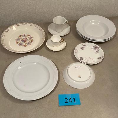 Lot of China & Ironstone