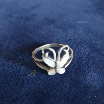 TWO 925 SILVER RINGS SIZE 5