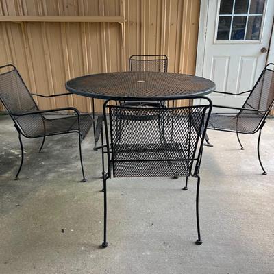 Wrought Iron Table with 4 Chairs