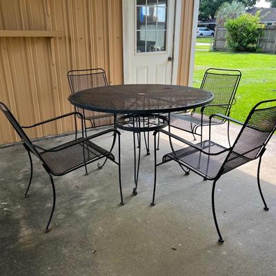 Wrought Iron Table with 4 Chairs