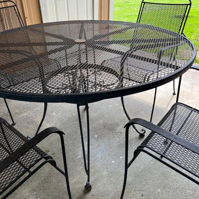 Wrought Iron Table with 4 Chairs