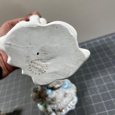 4 Ceramic Figurines 
