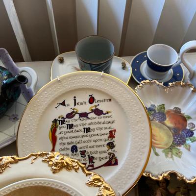 Mixed Lot of Porcelain 