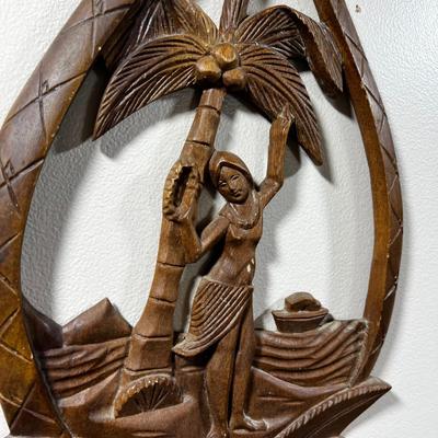 Hula Girl Pineapple Plaque