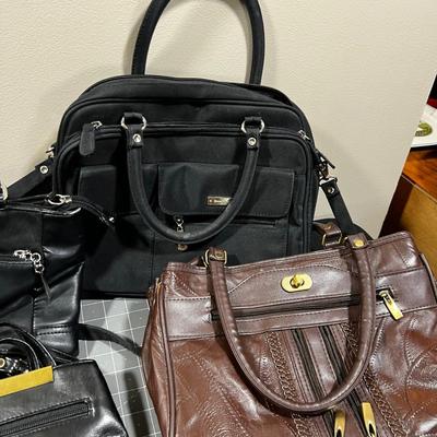 MEGA LOT Of Black and Brown Purses