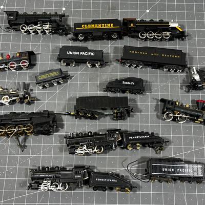 Large Lot of HO Steam Engines 