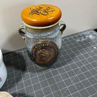 4 Lidded Jars 
