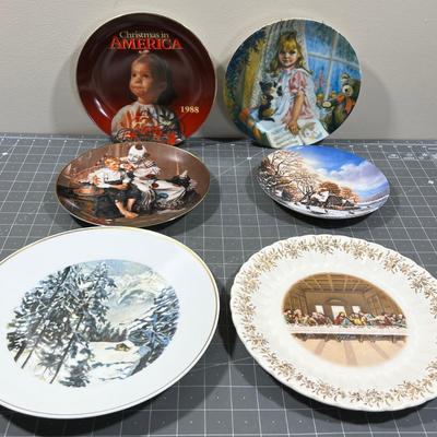 Souvenir Plates