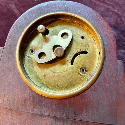 Sessions 8 day mantle clock