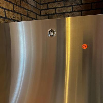 General Electric Refrigerator 
