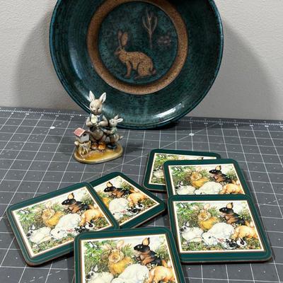 Bunny Lot: Bowl, Trinket, Coasters 
