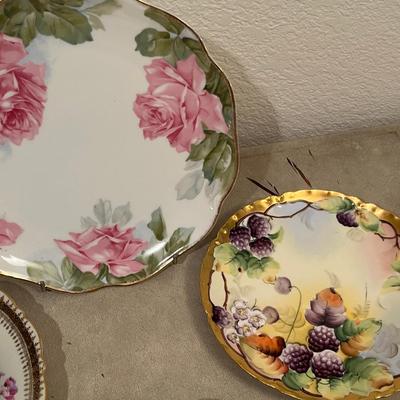 Lot of 4 Plates