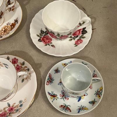 Lot of 6 Bone China Cups & Saucers