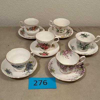 Lot of 6 Bone China Cups & Saucers