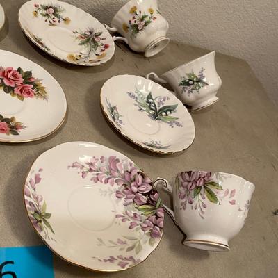Lot of 6 Bone China Cups & Saucers