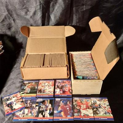 FOOTBALL TRADING CARDS