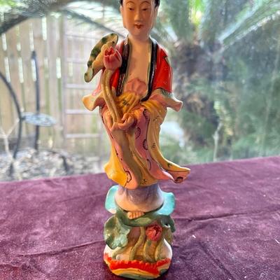 Porcelain Asian figurine