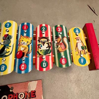 Vintage toy Xylophone Like new