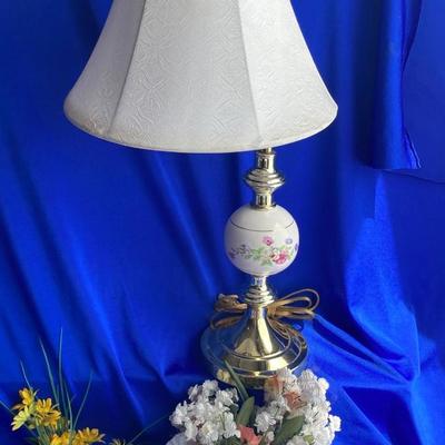 STANGOL GOLDEN GEESE AND AVON PORCELAIN