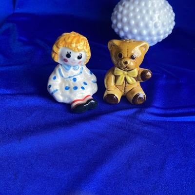 STANGOL GOLDEN GEESE AND AVON PORCELAIN