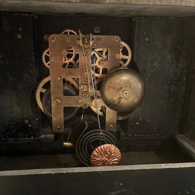 Mantle Clock
