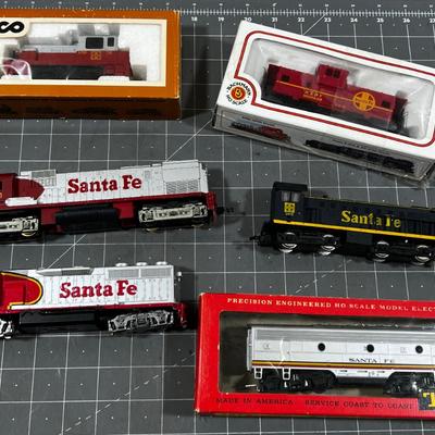 HO Scale Train Engines Santa Fe