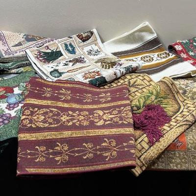 Jaccard: Pillow Covers, Runners, Placemats. Large Selection 