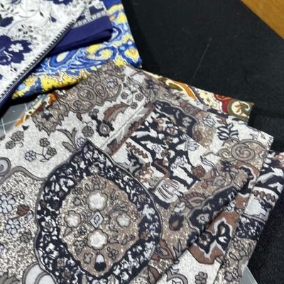 Scarfs and Handkerchiefs  