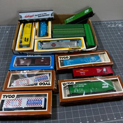 Box of HO Scale Box Cars 