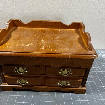2 Jewelry Boxes with Inlayed Wood