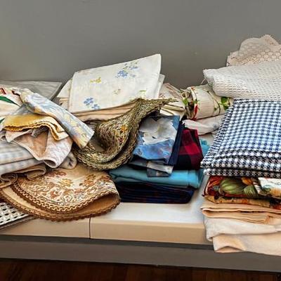 Large Lot of Household Linens: Table Clothes, Napkins, Hankies, Pillow Cases etc. Plus