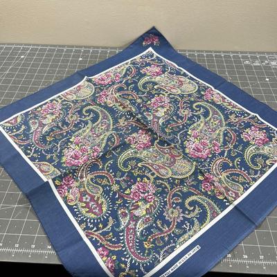 8 NEW Old Stock, Bandana's 