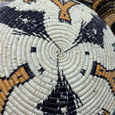 5 Native American Style Baskets