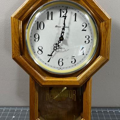 Daniel Dakota Quartz Regulator Battery Operated Clock