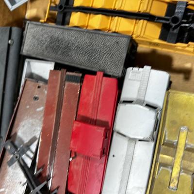 Box of HO Scale Box Cars, Bridge Parts, Cabooses 