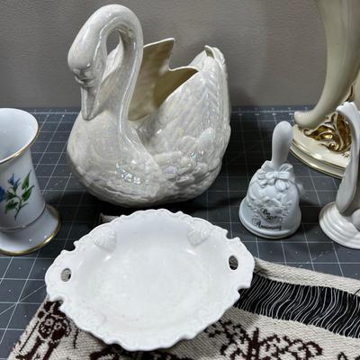 Nice White Swans, Basket, Vase, Ceramics