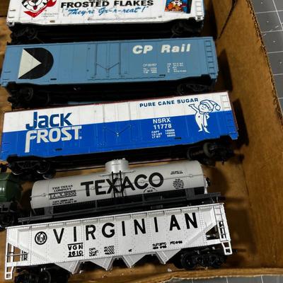 Trains Cars: Kellogg, Frosted Flakes and DOTS Candy. 