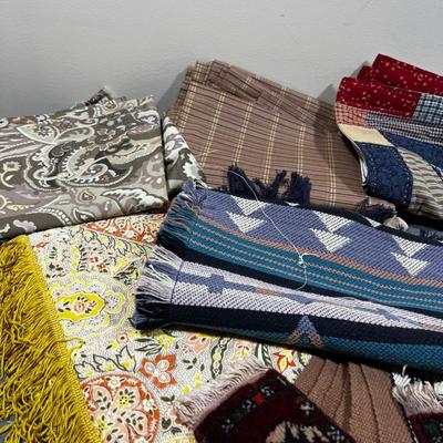 Mixed lot of Linens Hand Crafted and Manufactured items