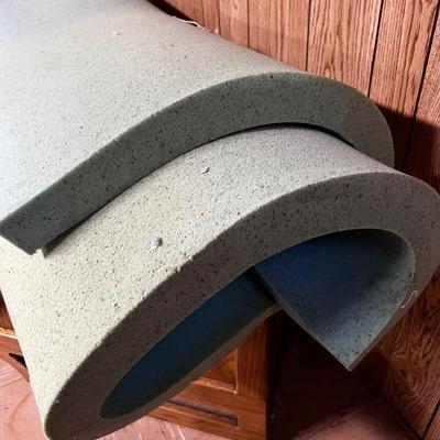 Memory Foam Queen Size. 