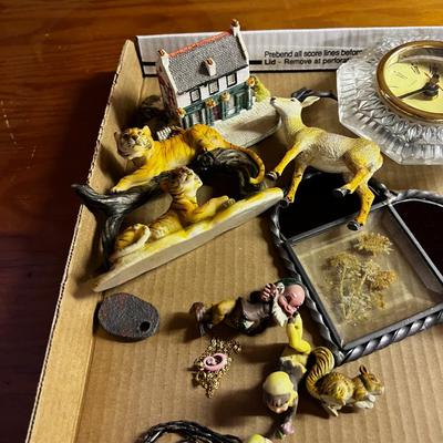 Decorative Parts and Pieces: Animals, Clock, etc. 